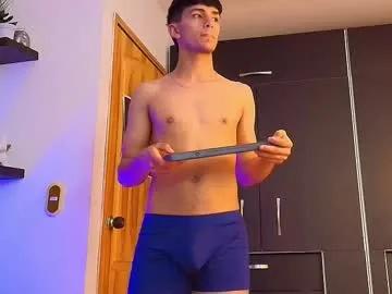 Freechat axel_draven on Chaturbate