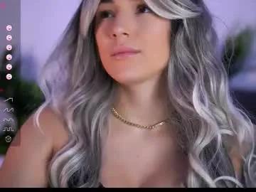 Freechat babbyaisha on Chaturbate