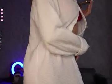 Freechat bestie_baby on Chaturbate