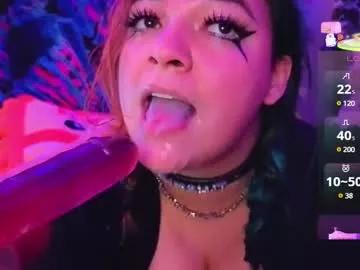 Freechat booboosperfectfacefuck on Chaturbate