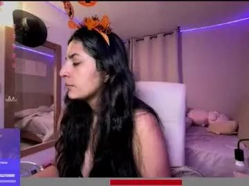 Freechat cloe_small08 on Chaturbate