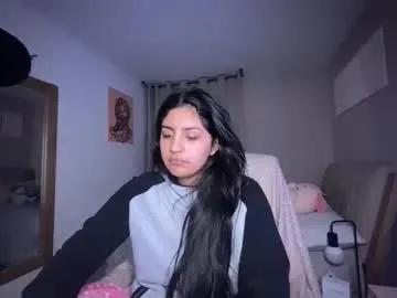 Freechat cloe_small08 on Chaturbate