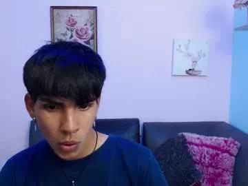 Freechat david_925_ on Chaturbate