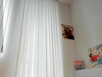 debbiewood on Chaturbate 
