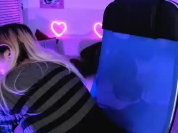 Freechat diaangell on Chaturbate