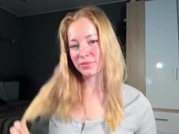 e___lisa on Chaturbate 