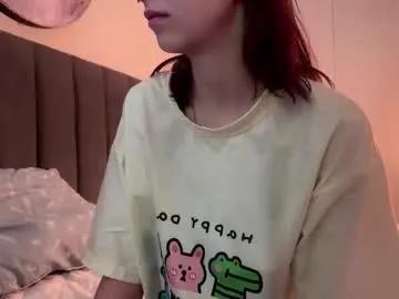 ellie_hollow on Chaturbate 