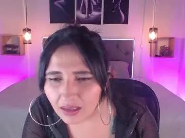 Freechat emily_leinn on Chaturbate