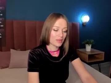 Freechat evelynpoole on Chaturbate