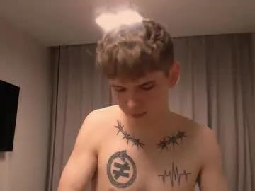 Away fredd_xanderrs on Chaturbate