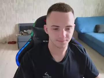 Freechat golden_boyyy21 on Chaturbate