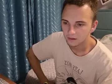 Freechat golden_boyyy21 on Chaturbate