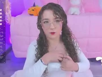hannacutegod on Chaturbate