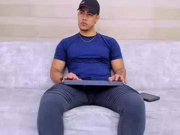 heteros_men on Chaturbate 