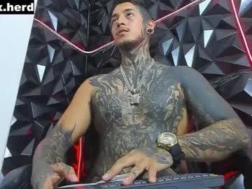 jaxxxonherd on Chaturbate 