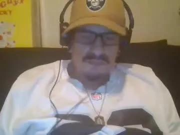 Freechat king761987 on Chaturbate