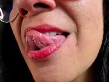 lailacastillomilf on Chaturbate 