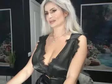 laras_moans on Chaturbate 