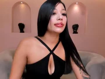 Freechat leahnovac on Chaturbate