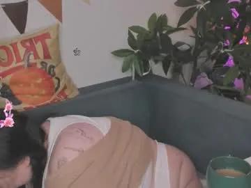 lilybelll — DOMI IS ON CLIT  play naked boobs #bbw #bigboobs #chubby #deepthroat #curvy [86 tokens remaining]