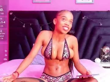 Freechat littleebonymommy on Chaturbate