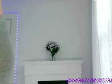 littlegreekflower on Chaturbate 