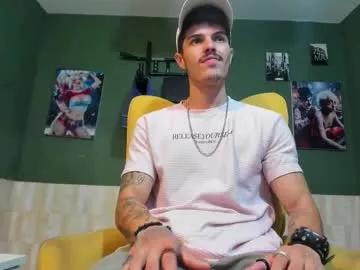 Freechat luis_as on Chaturbate