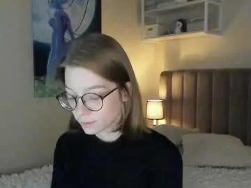 Private lunar_sofia on Chaturbate