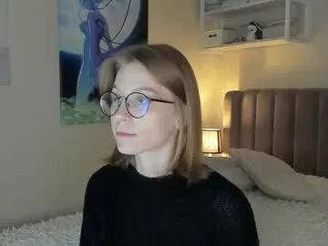 Private lunar_sofia on Chaturbate