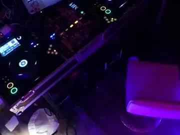 mattiedee369 — cum om myself in front of straight room mate [420 tokens remaining]