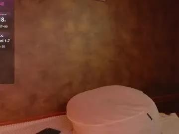 Freechat morvelyn on Chaturbate