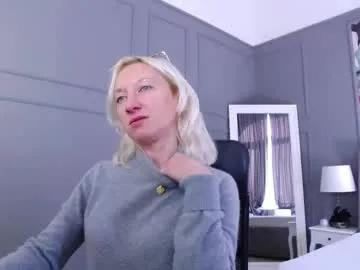 natalie_bitton — 88/77/66my special levels that gets me in a hotter mood!Try them on and let's see if u think u can make me cum? #french #british #blonde #jeans #squirt