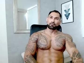 rogers_p — turn me on and make me CUM! #cum #muscle #smoking #bigdick #master [1 tokens remaining]