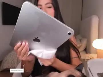 Freechat salomee_11 on Chaturbate