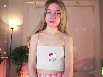 Freechat sweetyoops on Chaturbate