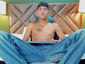 Freechat tyler_rodriguez on Chaturbate