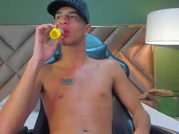 Freechat tyler_rodriguez on Chaturbate