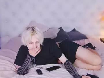Freechat whitenyx on Chaturbate
