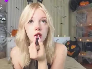 wilonebute — GOAL: Flash my sweet boobies [67 tokens remaining] Hi all!I'm Ava! My fav patterns - 77|88|111|222|333| Let's fun and make this show together  #squirt #bigboobs #18 #skinny #blonde