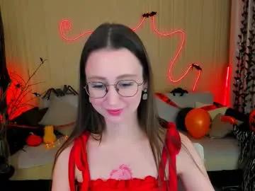 Freechat yourlovelystoryy on Chaturbate