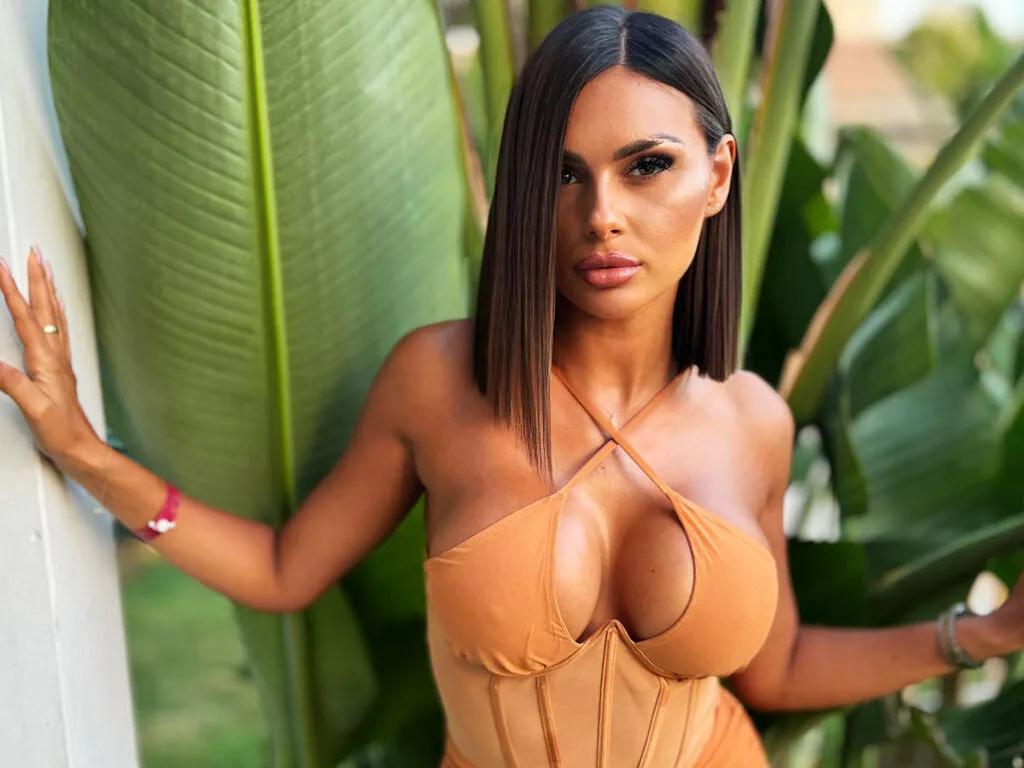 EmilyPortec on LiveJasmin