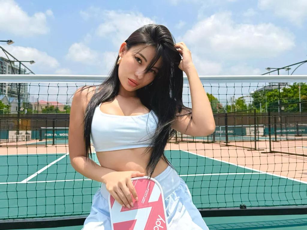 JiJi on LiveJasmin