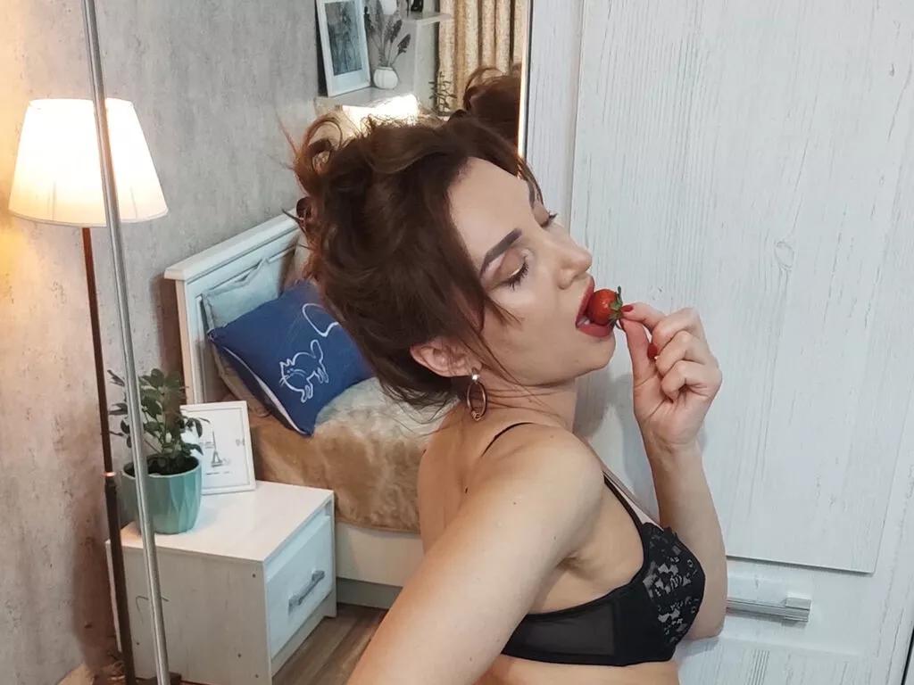 SimoniGrace on LiveJasmin