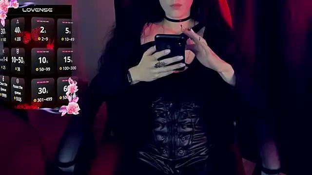 AlariaFatal on StripChat 