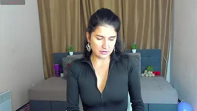Alianna_Solo_Kisses on StripChat 