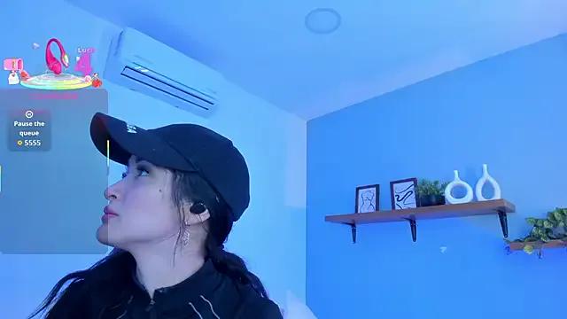 amanda_Hayek on StripChat 
