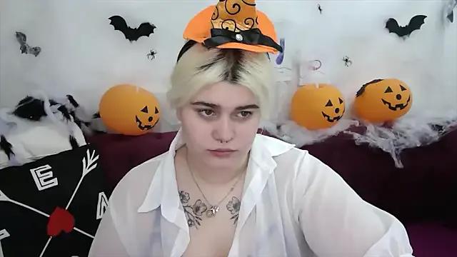 StripChat Amber_Monro is Freechat Amber_Monro — 15 spanks on the ass