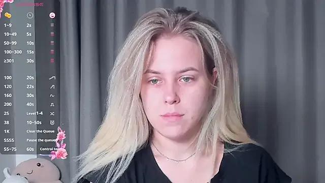 StripChat AngelAnty is Freechat AngelAnty — lush control 3 min