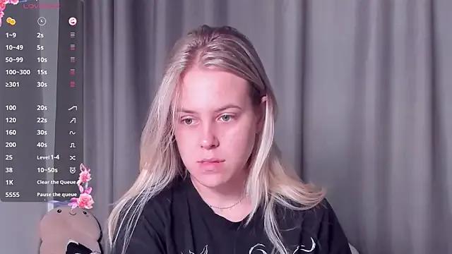 Freechat AngelAnty on StripChat