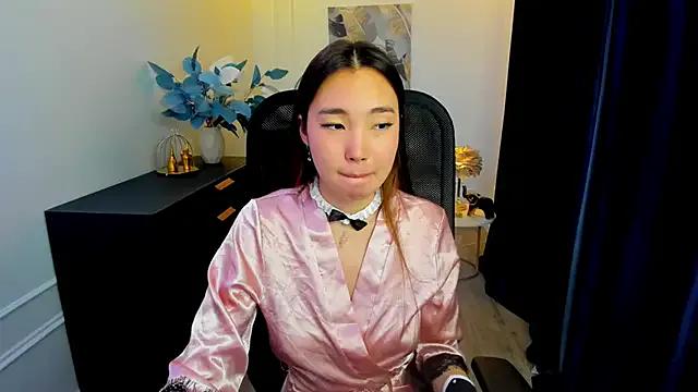 Freechat AnnaReyla on StripChat